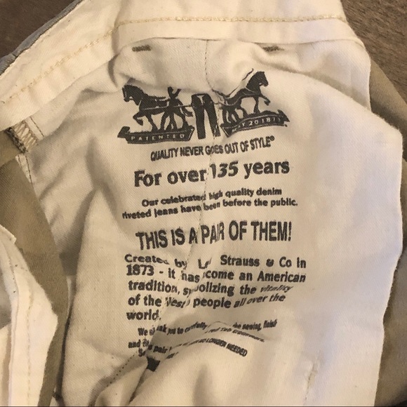 Men’s Levi’s Camo Chino - Picture 4 of 7